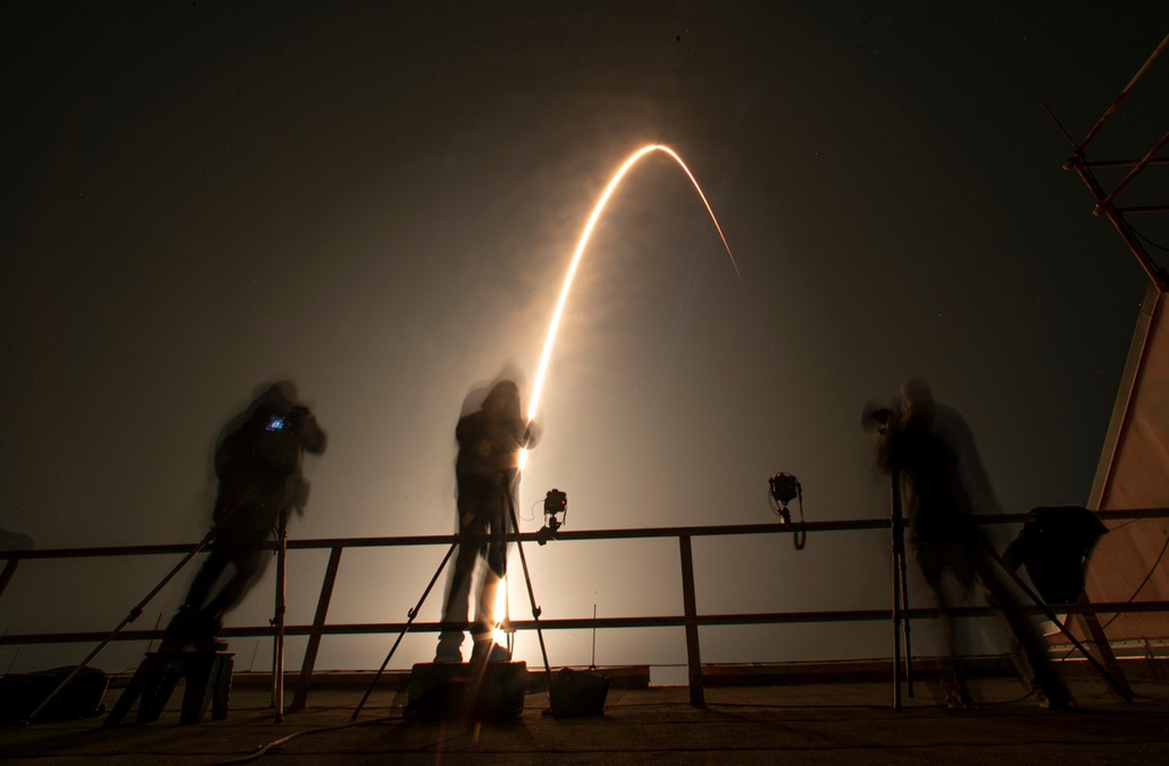Tiden rinner ut för att delta i Space X:s rekordstora börsnotering