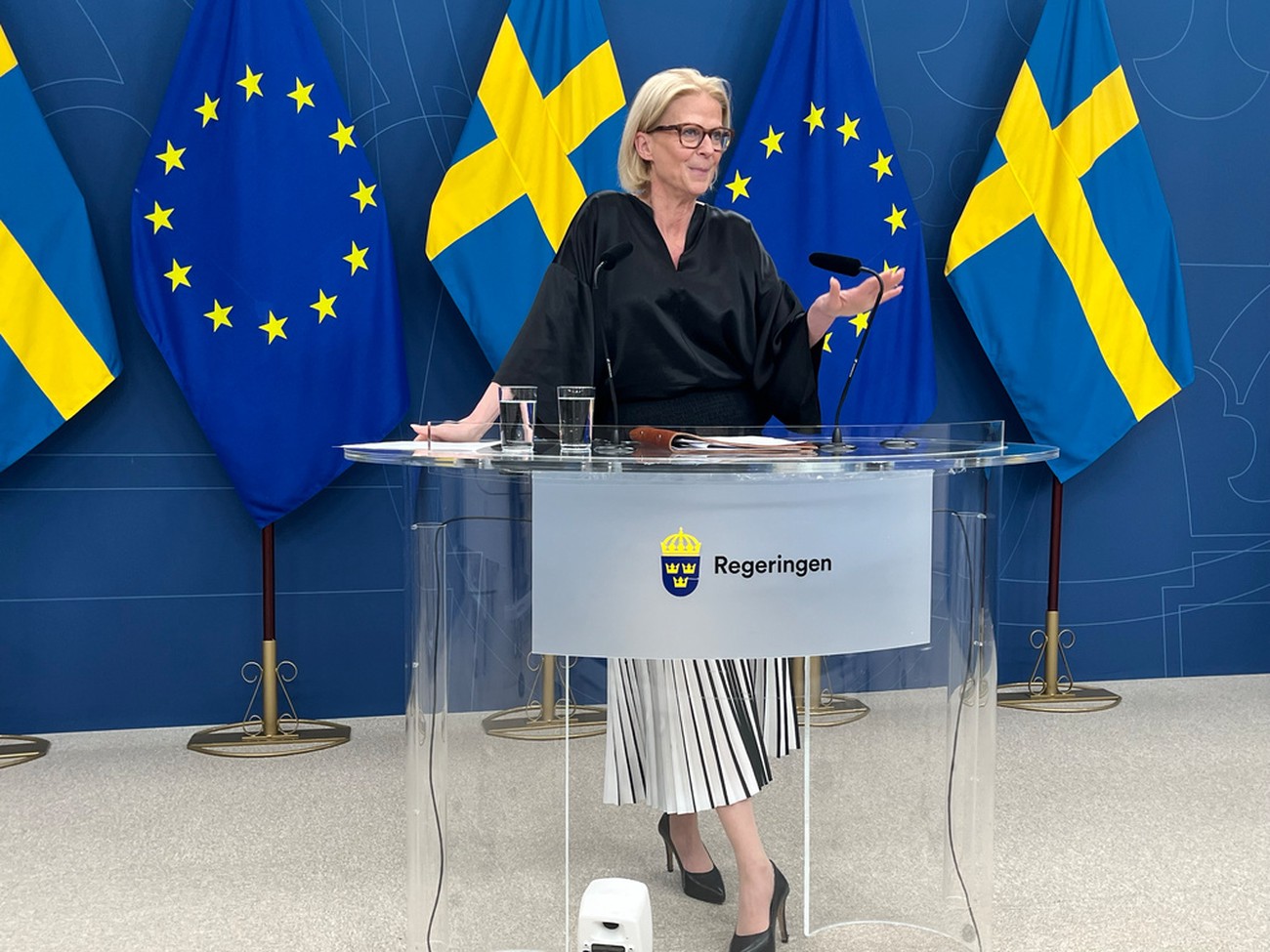 Regeringen står fast vid sin ekonomiska prognos – ser fortsatt tillväxt framåt