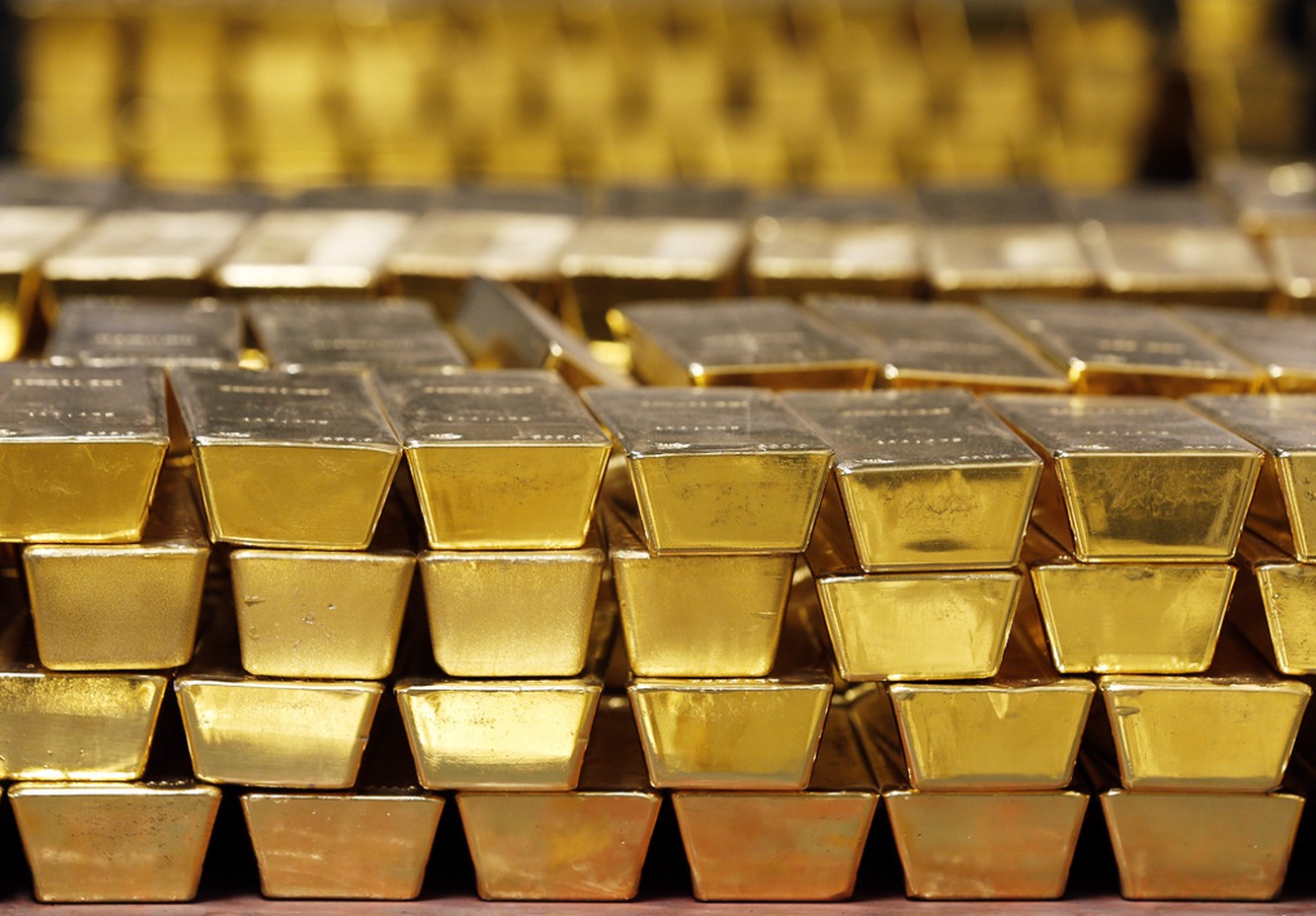 Börsoron får investerare att söka trygghet i guld – priset skjuter i höjden