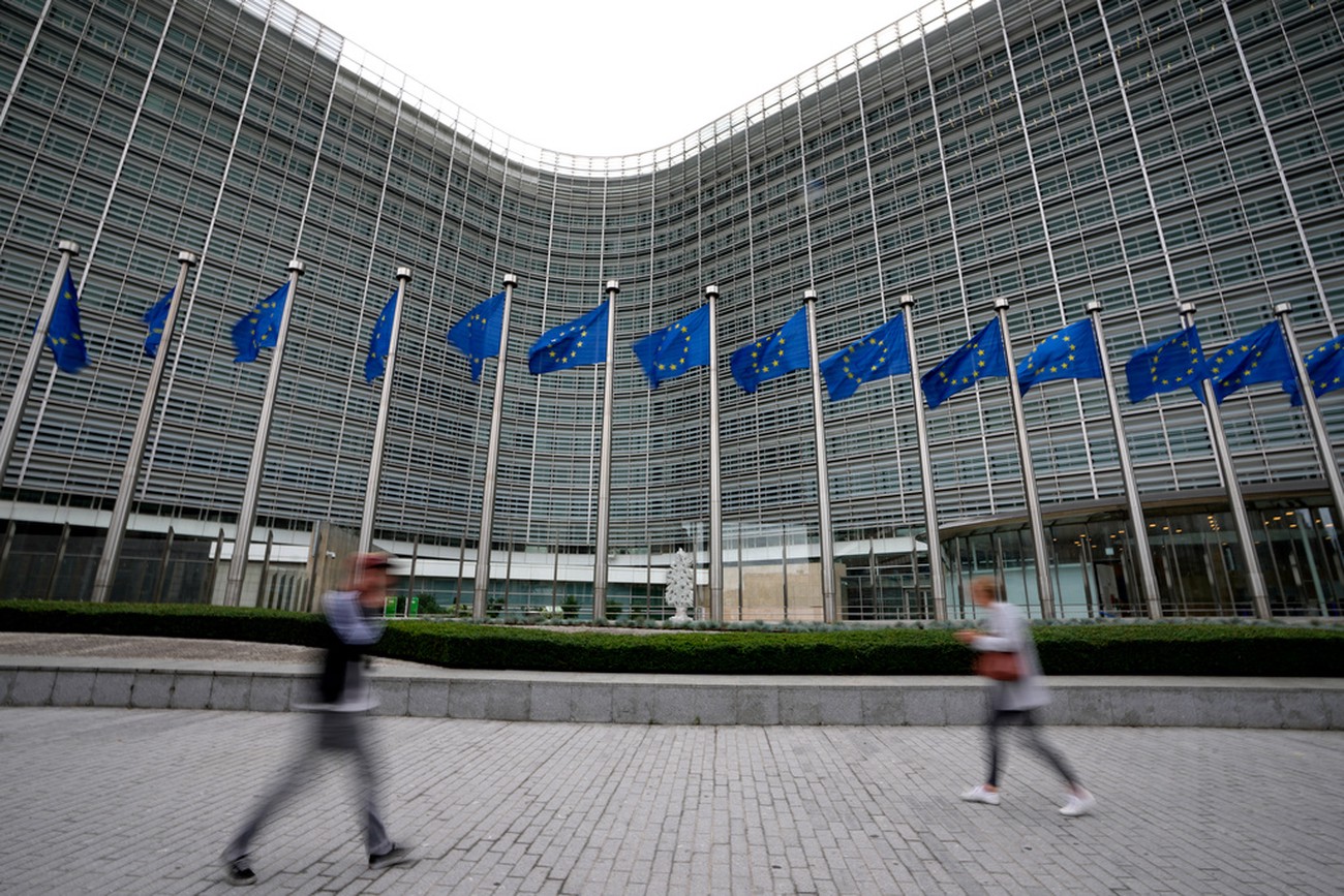 EU sätter stopp för stor pappersaffär mellan Finland och Sydafrika
