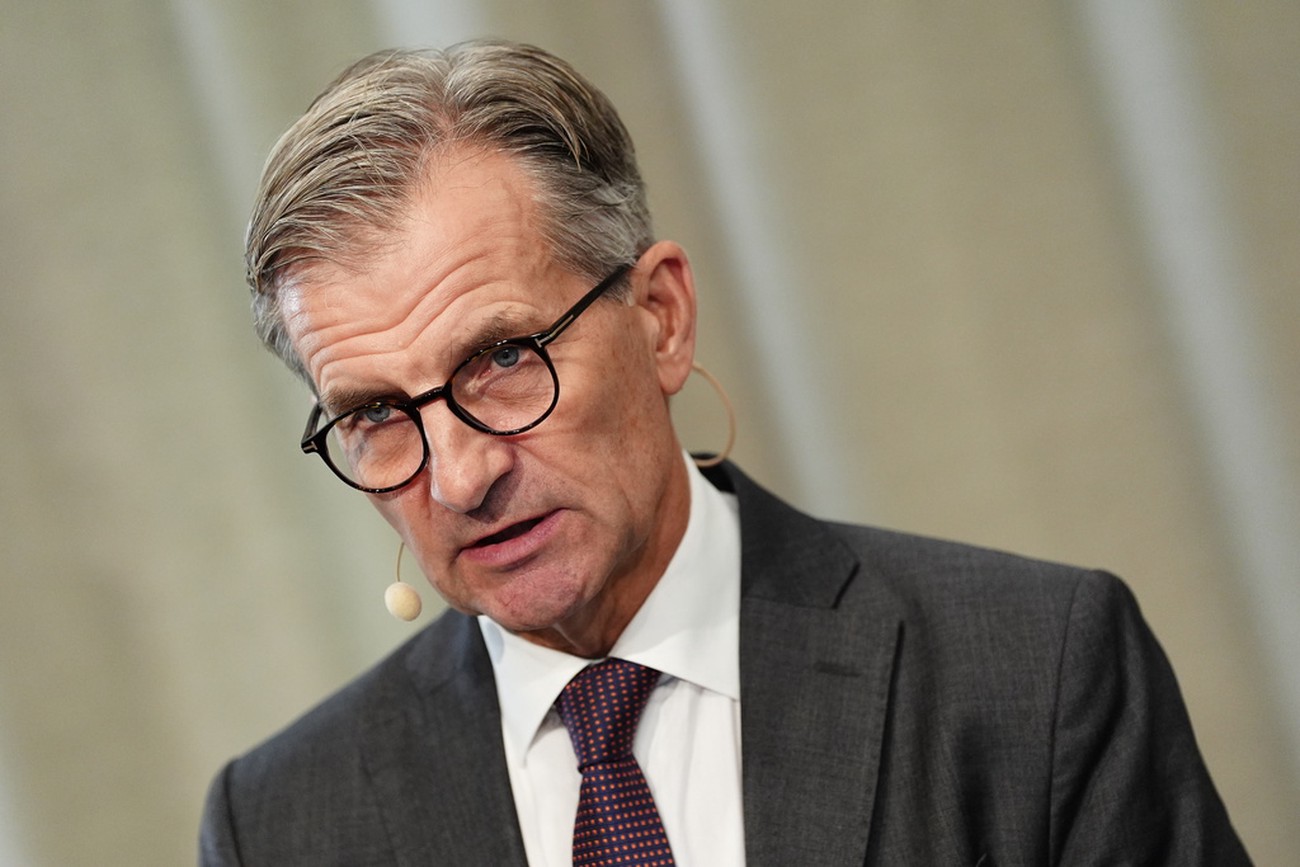 Riksbanken flaggar för flera räntehöjningar – hushållen kan vänta ökade kostnader