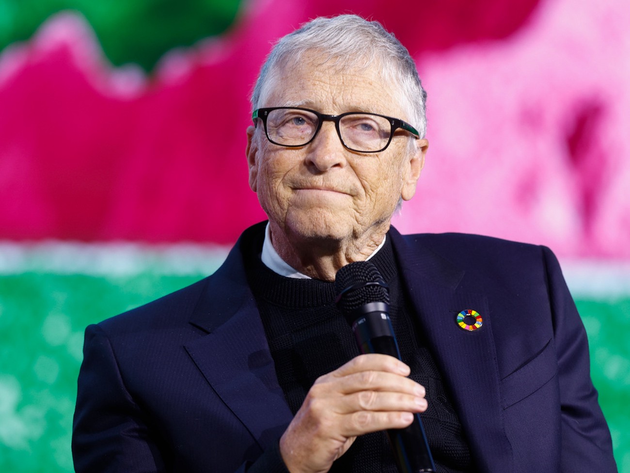 Bill Gates varnar: AI-utvecklingen kan få katastrofala följder