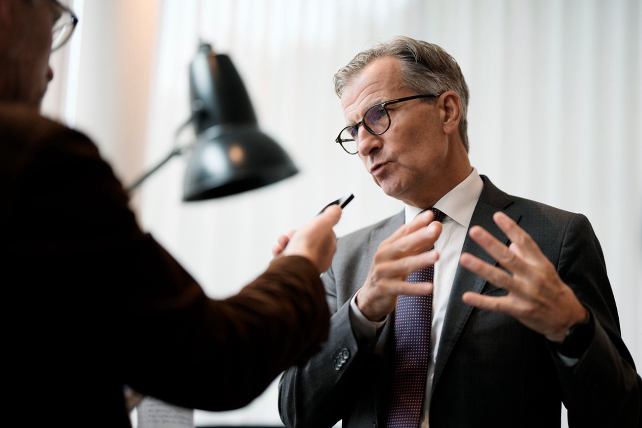 Riksbanken samlad inför möjliga räntehöjningar mot stigande inflation