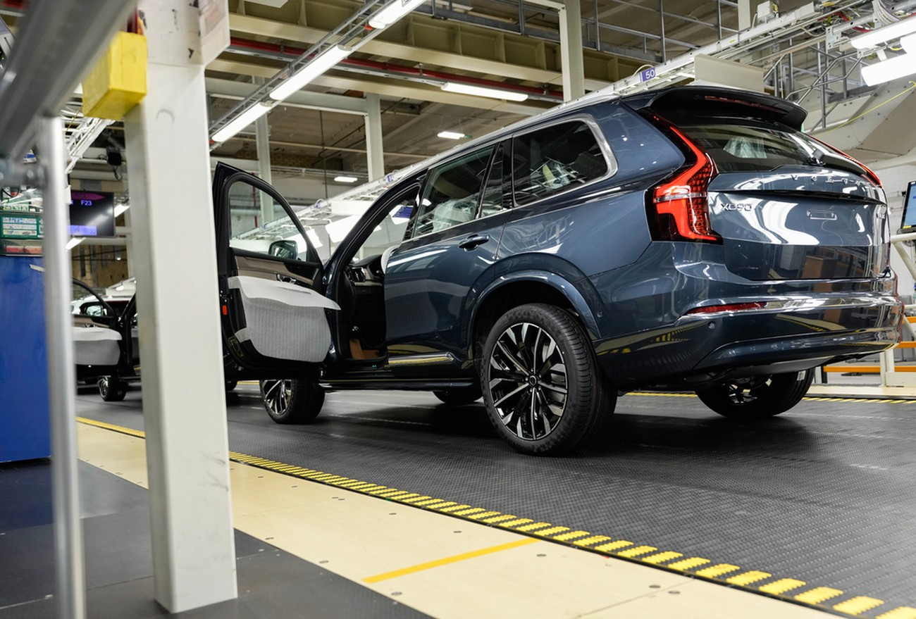Volvo Cars drar in 2 500 tjänster – 2 000 av dem i Sverige