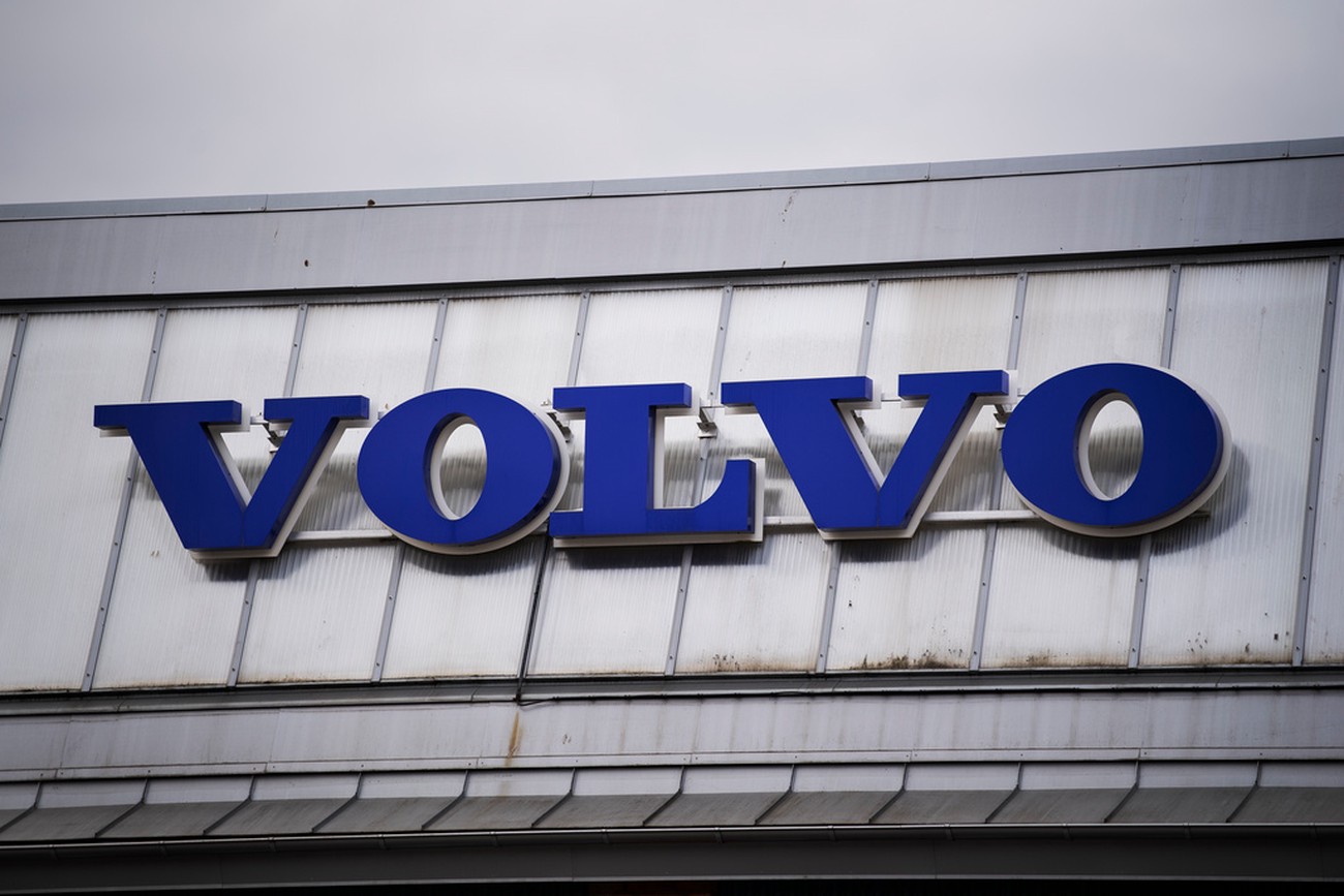 AB Volvo tar in rekordbelopp på obligationsmarknaden: 12 miljarder kronor
