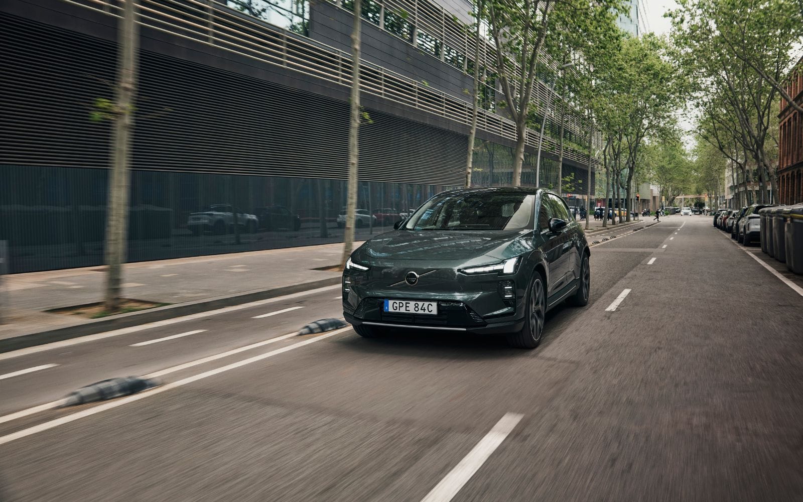 EX60 skulle bli Volvo Cars räddning – nu kantas produktionen av problem och tusentals jobb hotas